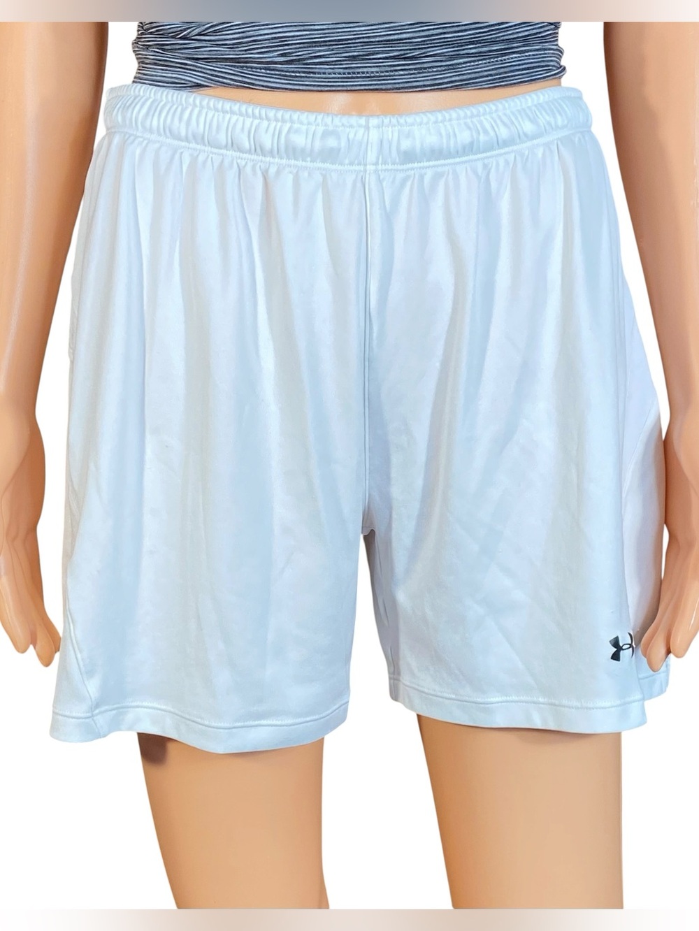 Under Armour Loose Fit Athletic Shorts White Elastic Waist Longer Length SZ S